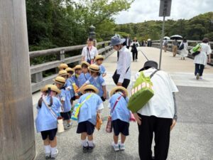 最後までしっかりと参拝できました(^^)の様子