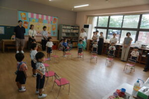 季節の歌を元気いっぱい歌いました♪の様子