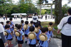 元気な声で遙拝が出来ましたね。の様子