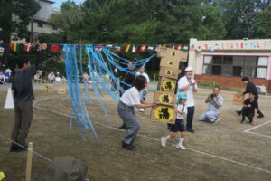 『年長組 親子競技』の様子